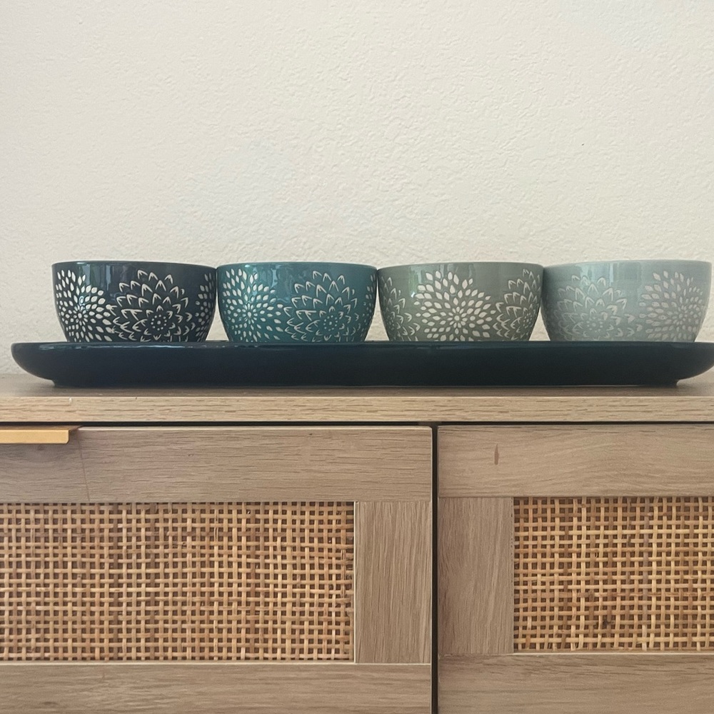 5 piece serve set brand new